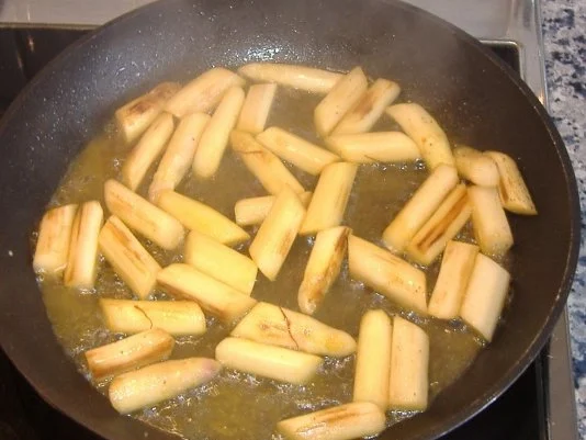 Rezept: Conchiglioni mit Spargel,Safran und Ricotta Bild Nr. 3 Conchiglioni mit Spargel,Safran und Ricotta - Rezept - Bild Nr. 3