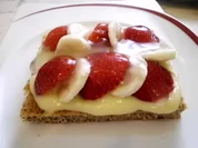 Erdbeer-Bananen Kuchendessert - Rezept