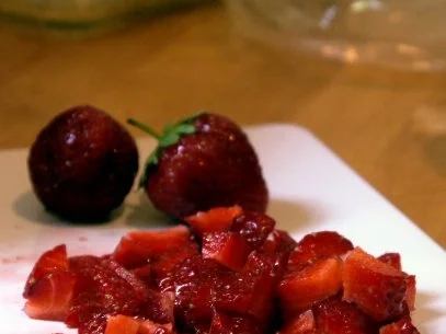 Rezept: Erdbeer-Minz-Marmelade Bild Nr. 3 Erdbeer-Minz-Marmelade - Rezept - Bild Nr. 3