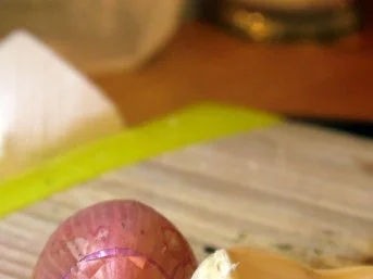 Lachsfilet, Wasabi-Meerrettich-Sauce, Ofentomaten und roter Reis - Rezept - Bild Nr. 7