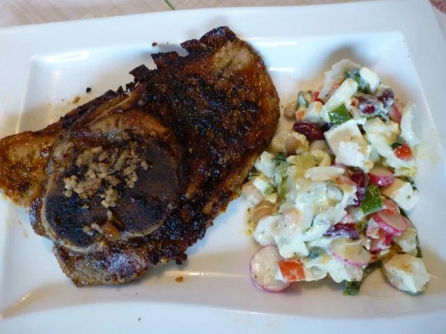 Marinierte Grill-Steaks mit Bauernsalat - Rezept - Bild Nr. 2