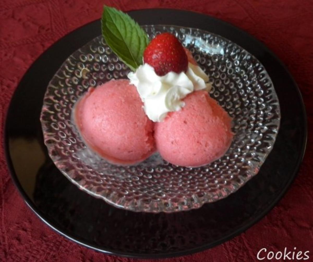 Erdbeer - Joghurt - Eis ... - Rezept - Bild Nr. 2