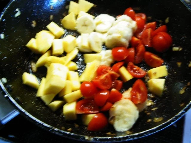 Rezept: Mango-Bananen-Hähnchen Bild Nr. 4 Mango-Bananen-Hähnchen - Rezept - Bild Nr. 4