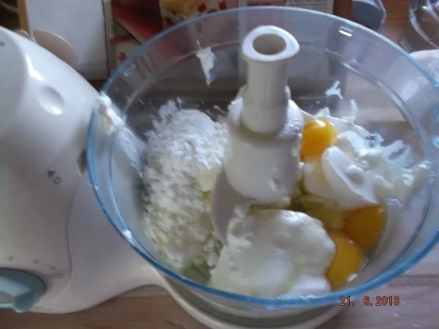 Rezept: Erdbeerkuchen Bild Nr. 2 Erdbeerkuchen - Rezept - Bild Nr. 2