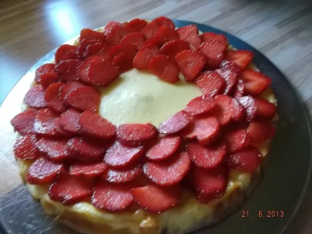 Rezept: Erdbeerkuchen Bild Nr. 4 Erdbeerkuchen - Rezept - Bild Nr. 4