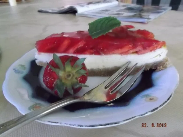 Rezept: Erdbeerkuchen Bild Nr. 6 Erdbeerkuchen - Rezept - Bild Nr. 6