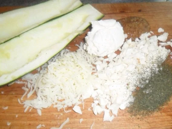 Rezept: zucchinischiffchen Bild Nr. 3 zucchinischiffchen - Rezept - Bild Nr. 3