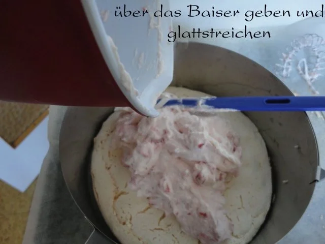 Rezept: Erdbeer Pavlova Bild Nr. 11 Erdbeer Pavlova - Rezept - Bild Nr. 11