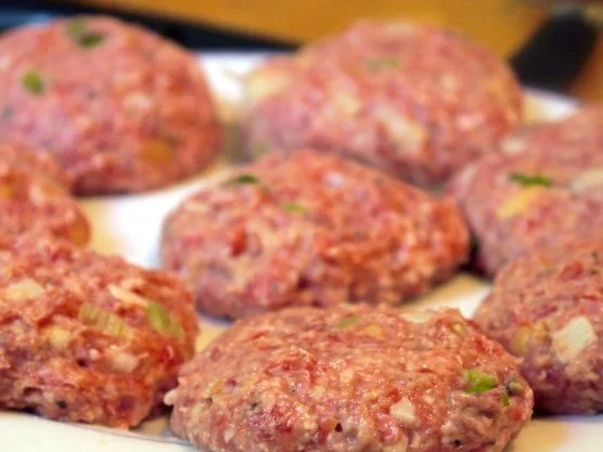 Spitzkohl mit Apfel und Meerrettich, dazu Bouletten - Rezept - Bild Nr. 13