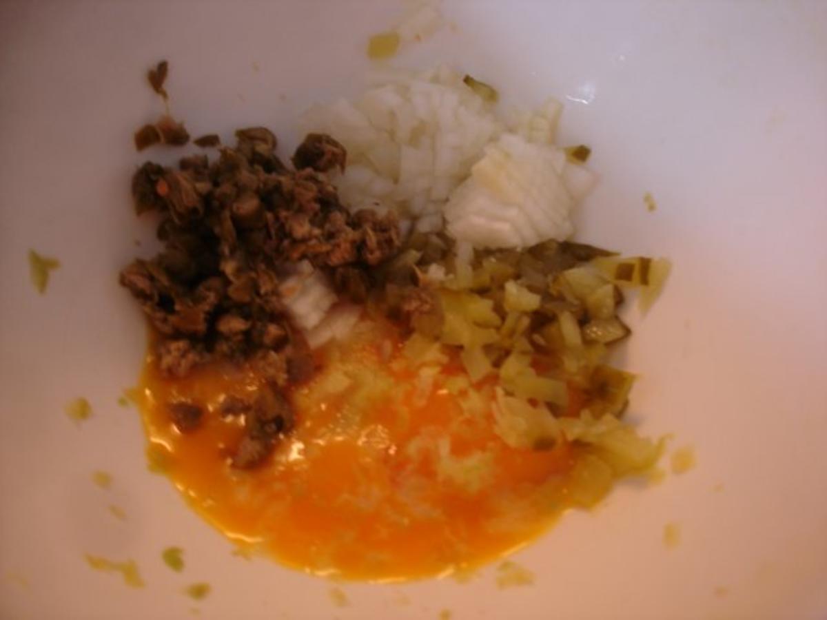 Kalbsschnitzel mit gebratenen Blumenkohl und Tatarska Omacka Sauce - Rezept - Bild Nr. 10