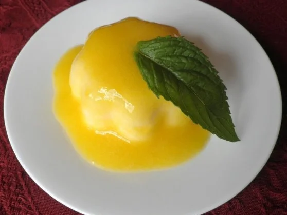 Rezept: Cremiges Limetten - Dessert mit beschwipster Mangosoße Bild Nr. 3 Cremiges Limetten - Dessert mit beschwipster Mangosoße - Rezept - Bild Nr. 3