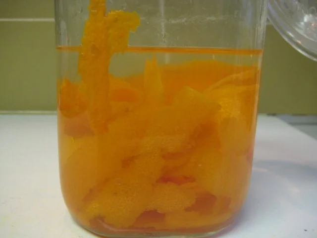 Rezept: Orangen-Likör für den Herrn Bild Nr. 8 Orangen-Likör für den Herrn - Rezept - Bild Nr. 8