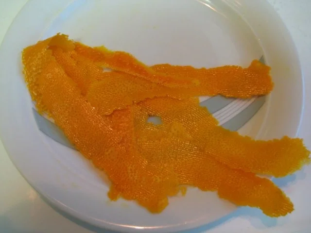 Rezept: Orangen-Likör für die Dame Bild Nr. 6 Orangen-Likör für die Dame - Rezept - Bild Nr. 6