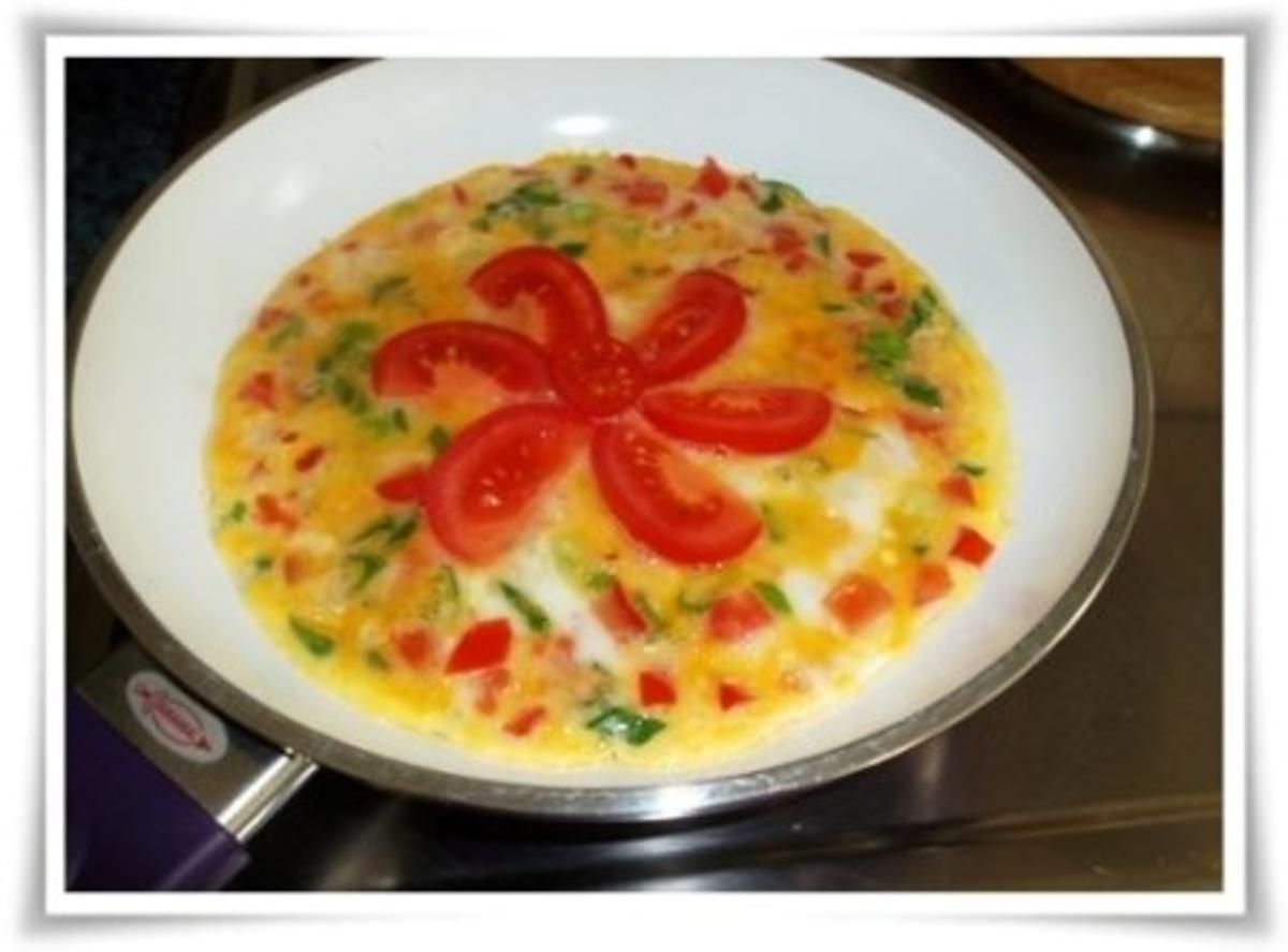 Sommerliches  Omelett mit Blümchen - Rezept - Bild Nr. 12