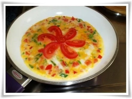 Sommerliches  Omelett mit Blümchen - Rezept - Bild Nr. 12