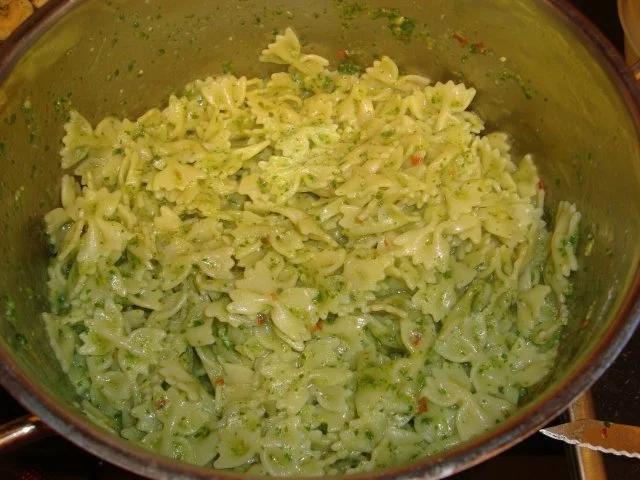 Rucola-Pesto mit Chili - Rezept - Bild Nr. 4