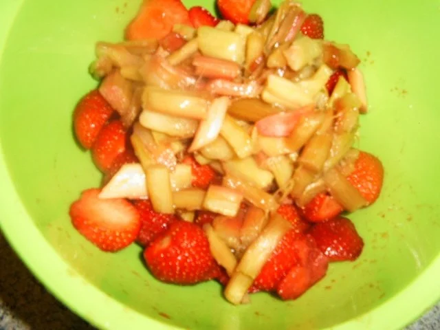 Rhabarber- Erdbeerkuchen - Rezept - Bild Nr. 6