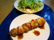 Junger Blattsalat aus Nachbars Garten - appetitlich angerichtet - Rezept