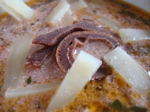 ein besonderes Tomatensüppchen, aber nichts für Kinder !! - Rezept - Bild Nr. 2