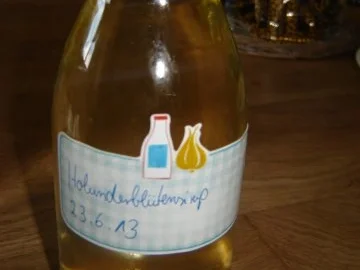 Holunderblütensirup - Rezept