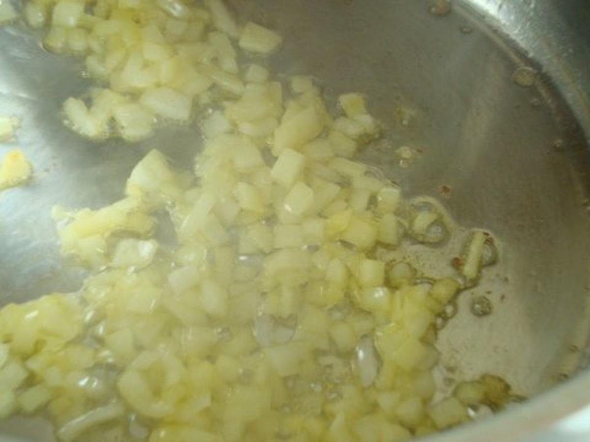 Pilzsuppe mit gerösteten Kartoffeln - Rezept - Bild Nr. 6