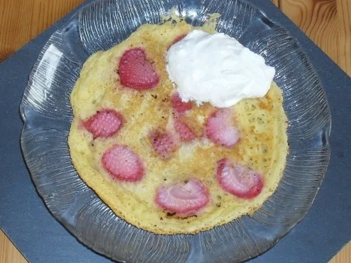 Rezept: Erdbeer - Pfannkuchen Bild Nr. 4 Erdbeer - Pfannkuchen - Rezept - Bild Nr. 4