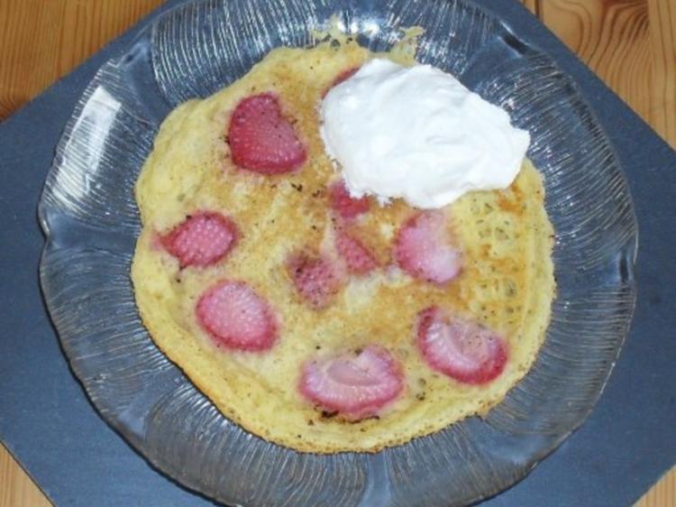 Erdbeer - Pfannkuchen - Rezept mit Bild - kochbar.de