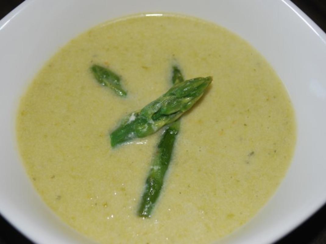 Grüne Spargelcremesuppe - Rezept mit Bild - kochbar.de