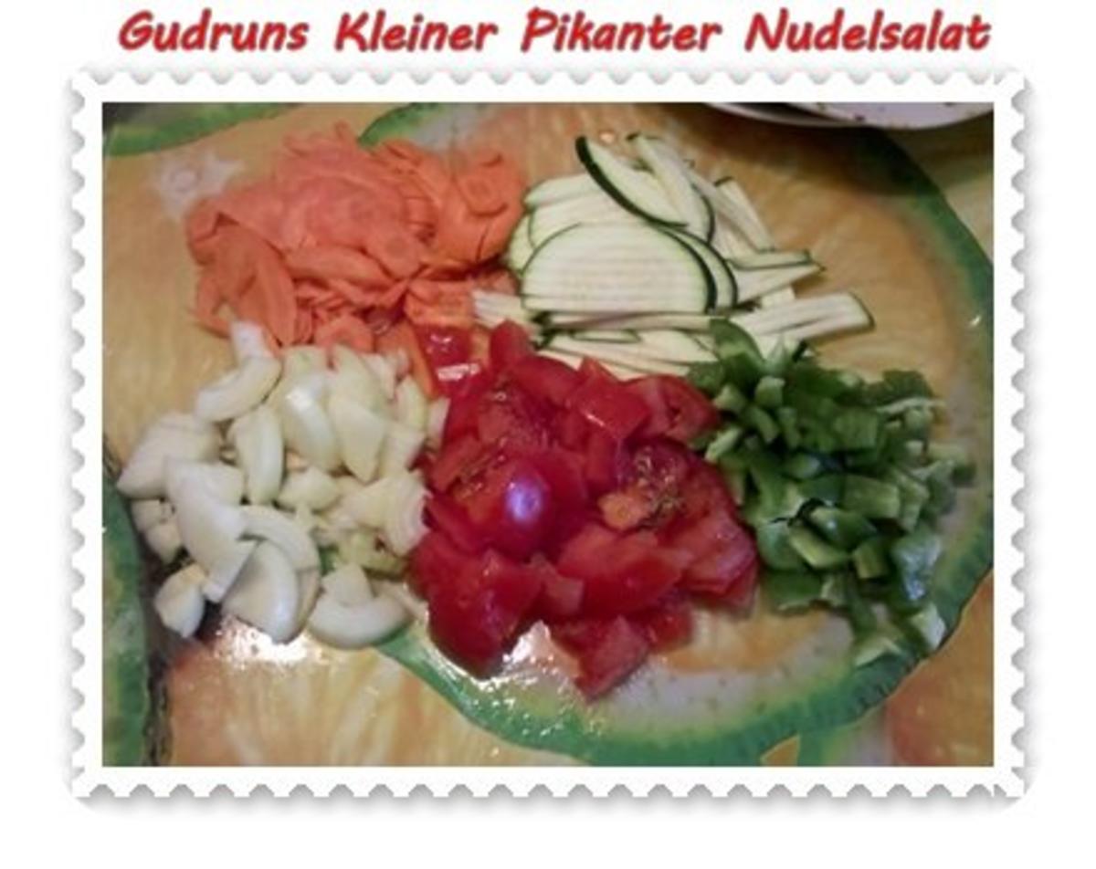 Salat: Kleiner pikanter Nudelsalat - Rezept - Bild Nr. 4