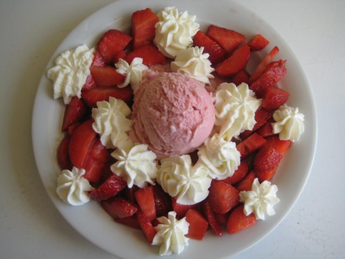Erdbeer-Eis - Rezept - Bild Nr. 2