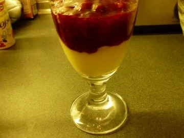 Rote Grütze-Vanilledessert - Rezept - Bild Nr. 4