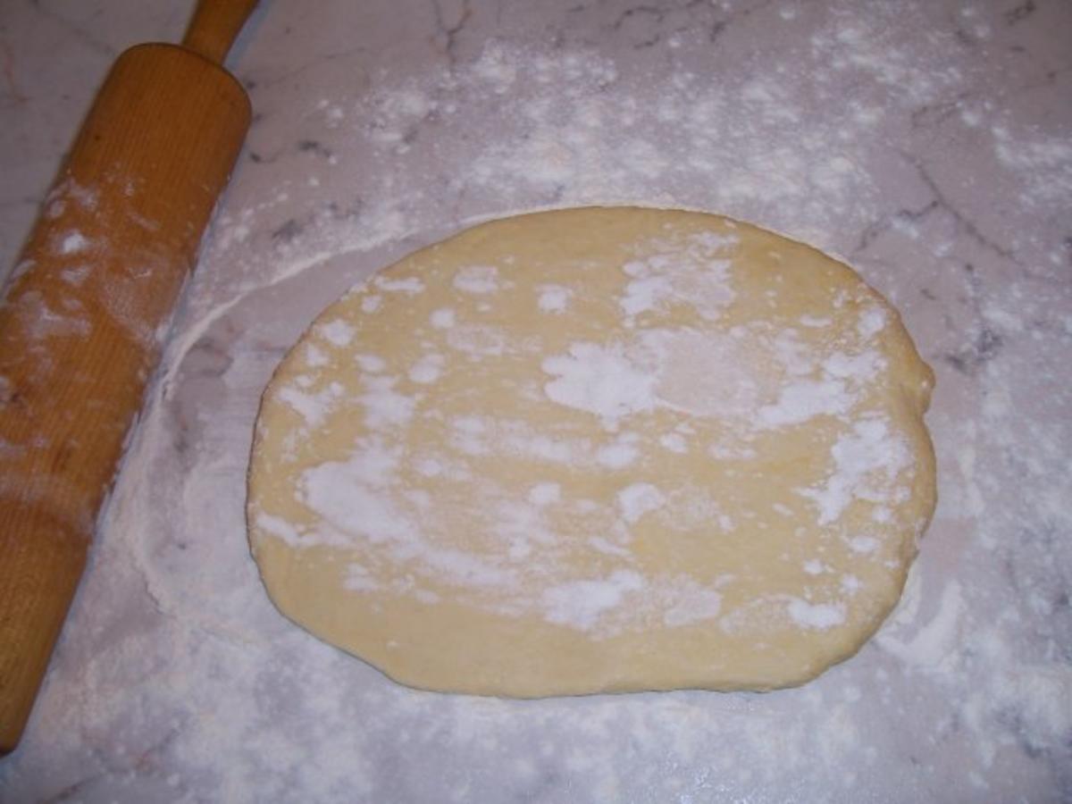 Flammkuchen mit Käse überbacken - Rezept - Bild Nr. 6