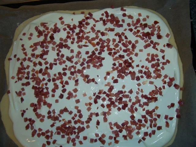 Flammkuchen mit Käse überbacken - Rezept - Bild Nr. 9