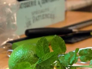 Yufka-Teigtaschen mit Minz-Knoblauch-Dip - Rezept - Bild Nr. 2