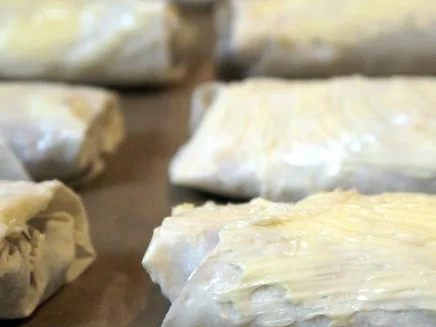 Yufka-Teigtaschen mit Minz-Knoblauch-Dip - Rezept - Bild Nr. 13