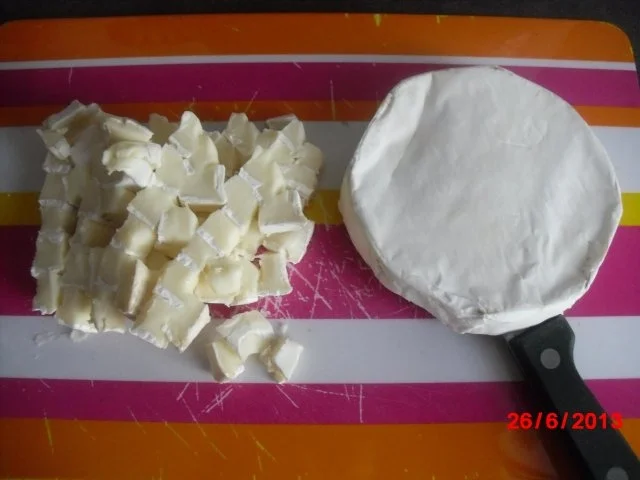 Rezept: Muffin mit Camembert, Pesto und Kräuterquark = es müssen nicht immer süße Muffins sein. Bild Nr. 4 Muffin mit Camembert, Pesto und Kräuterquark = es müssen nicht immer süße Muffins sein. - Rezept - Bild Nr. 4