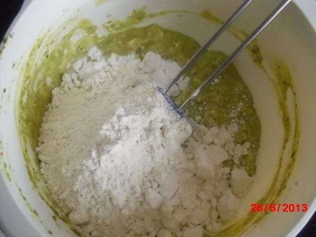 Rezept: Muffin mit Camembert, Pesto und Kräuterquark = es müssen nicht immer süße Muffins sein. Bild Nr. 6 Muffin mit Camembert, Pesto und Kräuterquark = es müssen nicht immer süße Muffins sein. - Rezept - Bild Nr. 6