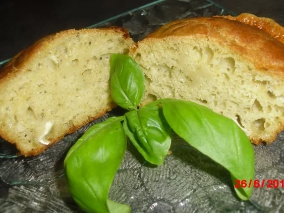 Rezept: Muffin mit Camembert, Pesto und Kräuterquark = es müssen nicht immer süße Muffins sein. Bild Nr. 2 Muffin mit Camembert, Pesto und Kräuterquark = es müssen nicht immer süße Muffins sein. - Rezept - Bild Nr. 2