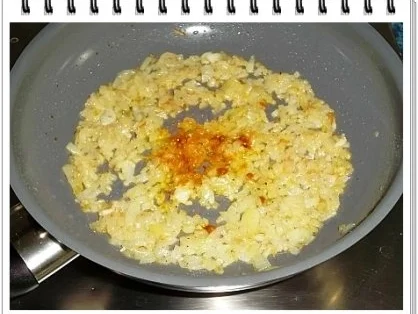 Rezept: Würzige Stampfkartoffeln mit Bulette und Gemüse dazu. Bild Nr. 4 Würzige Stampfkartoffeln mit Bulette und Gemüse dazu. - Rezept - Bild Nr. 4
