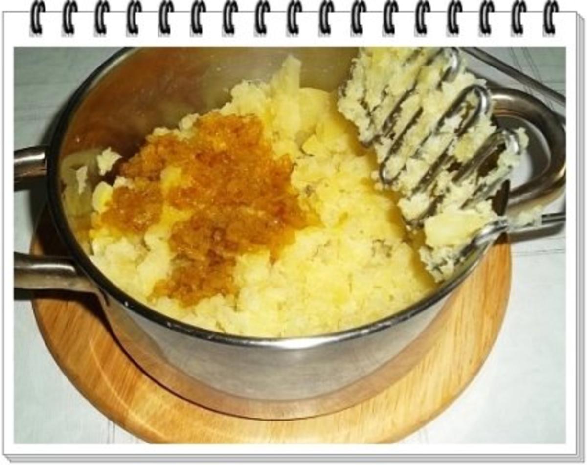 Würzige Stampfkartoffeln mit  Bulette und Gemüse dazu. - Rezept - Bild Nr. 5