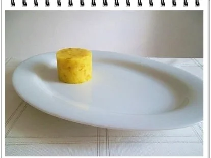 Rezept: Würzige Stampfkartoffeln mit Bulette und Gemüse dazu. Bild Nr. 11 Würzige Stampfkartoffeln mit Bulette und Gemüse dazu. - Rezept - Bild Nr. 11