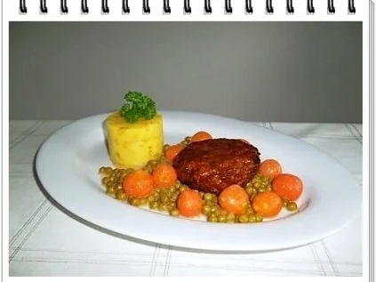 Rezept: Würzige Stampfkartoffeln mit Bulette und Gemüse dazu. Bild Nr. 13 Würzige Stampfkartoffeln mit Bulette und Gemüse dazu. - Rezept - Bild Nr. 13