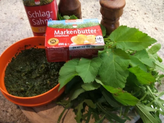 Suppen: Grüne Suppe mit Hühnchen-Croutons - Rezept - Bild Nr. 2