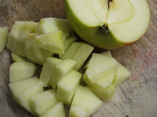 Geflügel: Hühnergeschnetzeltes in Apfel-Zwiebel-Soße - Rezept - Bild Nr. 5