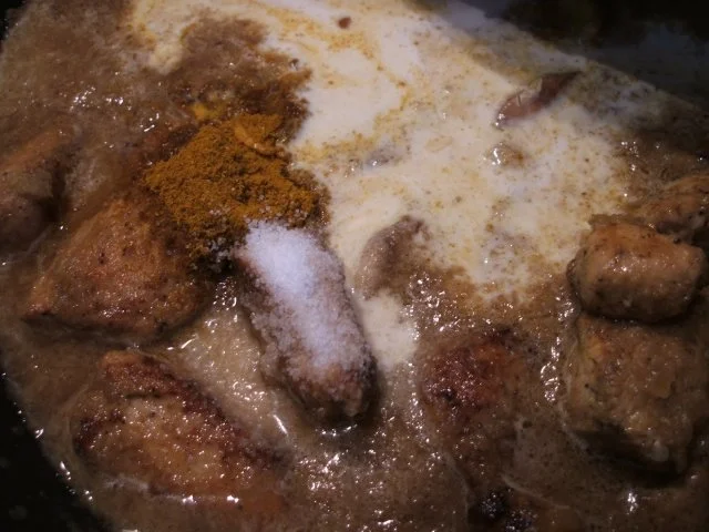 Geflügel: Hühnergeschnetzeltes in Apfel-Zwiebel-Soße - Rezept - Bild Nr. 8