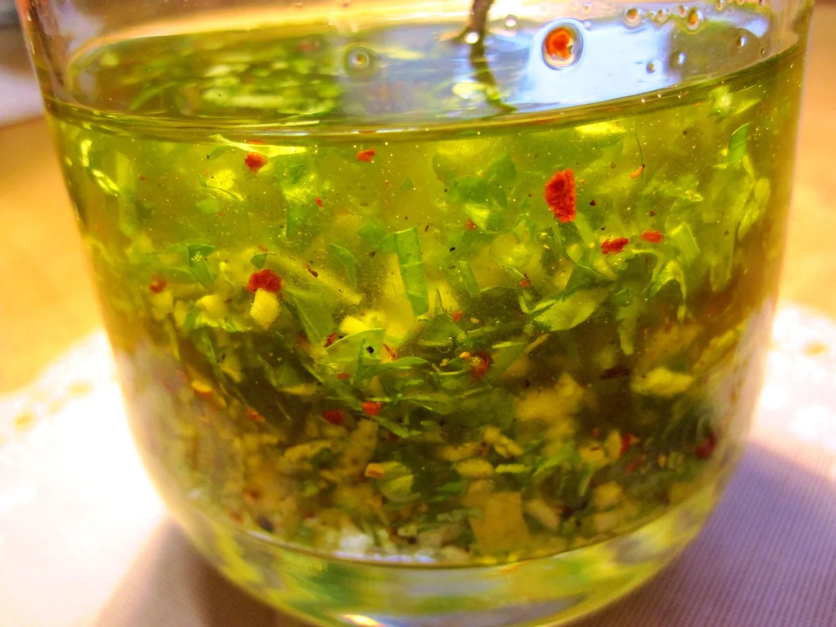 Gremolata in Olivenöl ... - Rezept - Bild Nr. 328