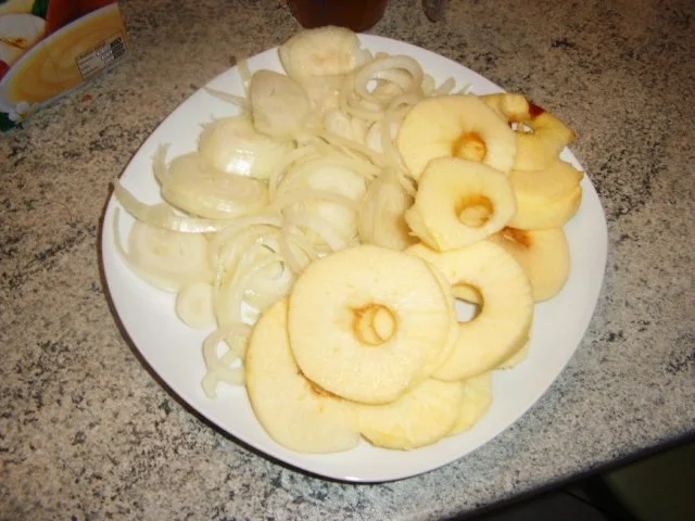 Rezept: Apfel-Zwiebel-Kasseler Bild Nr. 3 Apfel-Zwiebel-Kasseler - Rezept - Bild Nr. 3