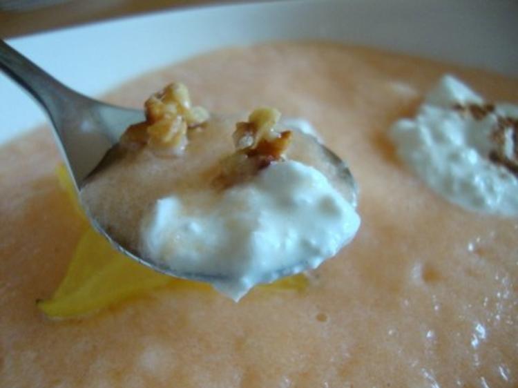 Kalte Melonensuppe mit Frischkäse - Rezept - kochbar.de