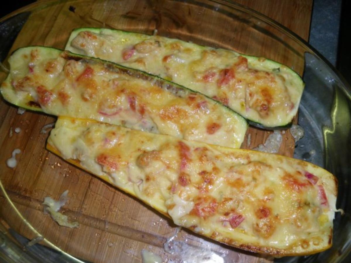 Zucchinischiffchen überbackene Zucchini - Rezept - kochbar.de