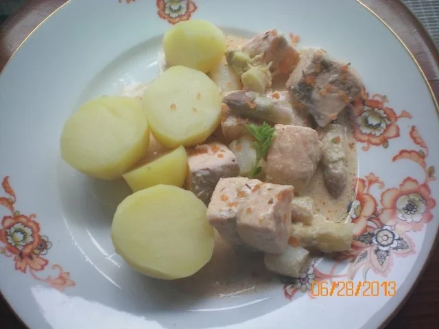 Lachsfilet mit Spargelköpfen - Rezept